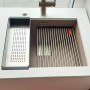 Комплект: • Коландер • Килимок Rollmat • Мийка кухонна FRANKE Kubus 2 KNG 110-52