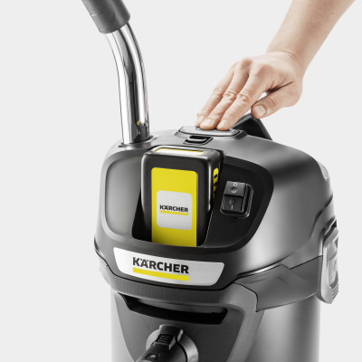Акумуляторний пилосос для збирання золи Karcher AD 2 Battery(1.348-300.0)
