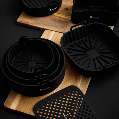 
              Форма для випікання силіконова MasterPro Foodies, 22х22 см, квадратна (BGMP-7708)
                          