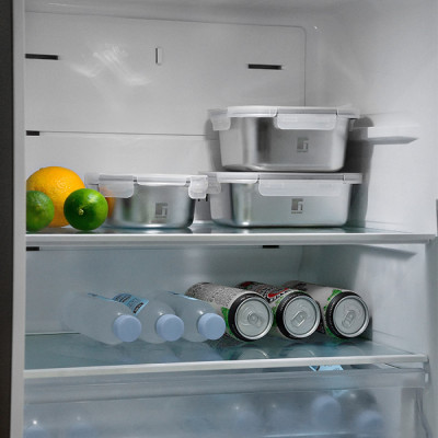 
              Контейнер для зберігання з нержавіючої сталі Bergner Go Lovers, 1,5 л, квадратний (BG-36314-GY)
                          