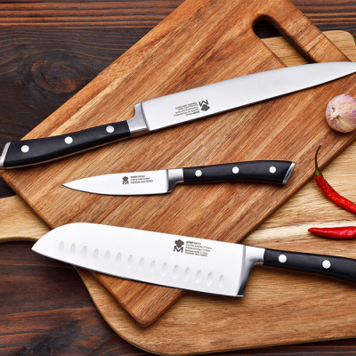 
              Ніж кухонний сантоку MasterPro Foodies collection, 17,5 см (BGMP-4311)
                          