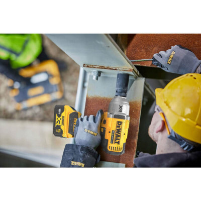 
Гайкокрут ударний акумуляторний безщітковий DeWALT DCF900P2T
