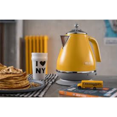 Електрочайник DeLonghi KBOC 2001 Y