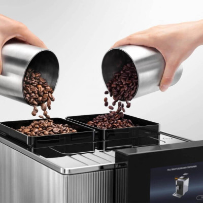 Кофемашина DeLonghi EPAM 960.75 GLM Maestosa – воплощение инноваций в приготовлении кофе.