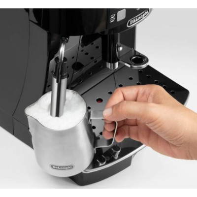Кофемашина DeLonghi ECAM 22.117 B