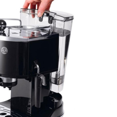 Кавоварка DeLonghi ECO 311 BK Icona