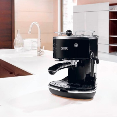 Кавоварка DeLonghi ECO 311 BK Icona