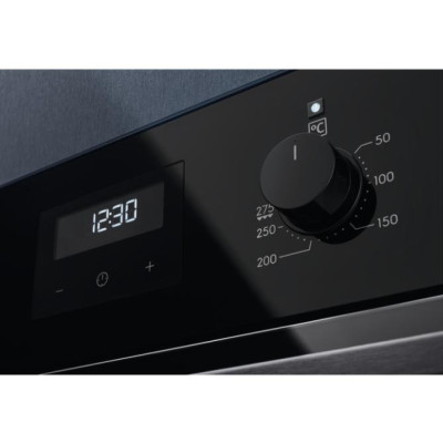 Духова шафа електрична Electrolux EOD3C70TK