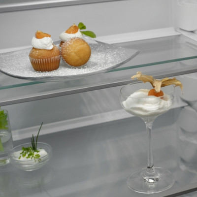 Вбудований холодильник Electrolux ENP7TD75S