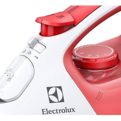 Утюг Electrolux EDB 5210