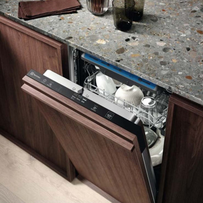 Вбудована посудомийна машина Electrolux EEM923100L