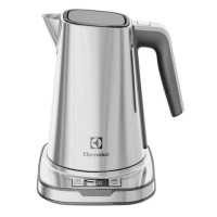 Электрочайник Electrolux EEWA 7800