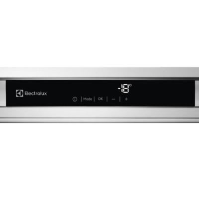 Морозильна камера Electrolux LUN7NE18S