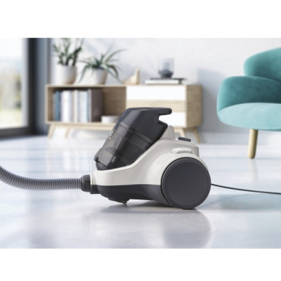 Пилосос Electrolux EC41-2SW
