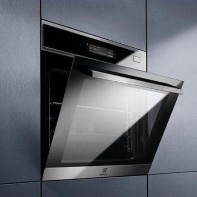Духова шафа електрична Electrolux EOB9S31WX