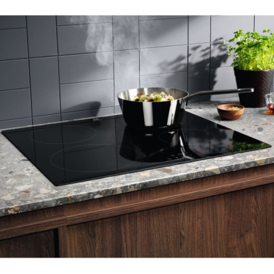 
Варильна поверхня індукційна Electrolux CIR60430
