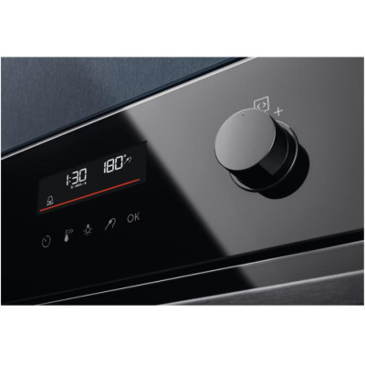 Духова шафа електрична Electrolux Steam Bake PRO 600 LOD6C77Z