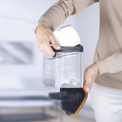 Пилосос Electrolux EUFC8ALRGY