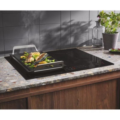Варильна поверхня індукційна Electrolux SlimFit IPEL6453KC