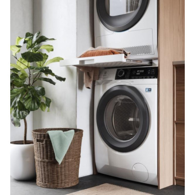 Монтажний комплект з висувною полицею Electrolux E4YHMKP3
