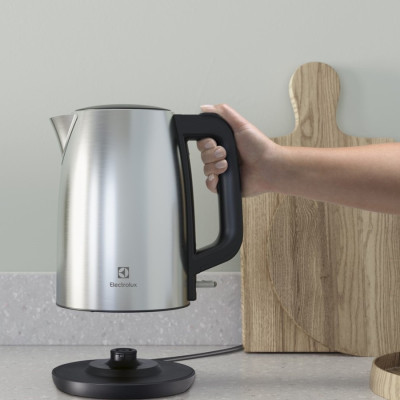 Електрочайник Electrolux E3K1-3ST