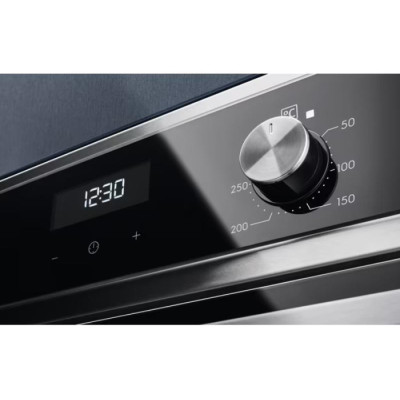 Духова шафа електрична Electrolux Surround Cook 600 EOF5C50BX