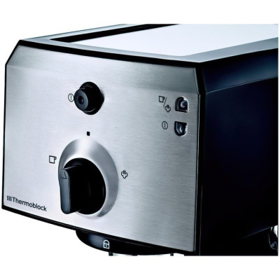 Кавоварка Electrolux EEA 111