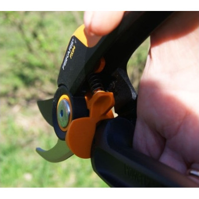 Секатор площинний Fiskars PowerGear X PX94 (1023628)