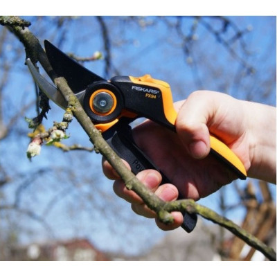 Секатор площинний Fiskars PowerGear X PX94 (1023628)