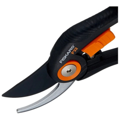 Секатор контактний Fiskars SingleStep P25 (1000564)