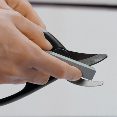 Секатор площинний Fiskars FingerLoop P44 (1001534)