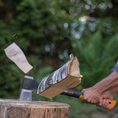 Сокира-колун Fiskars Х17 M (1015641)