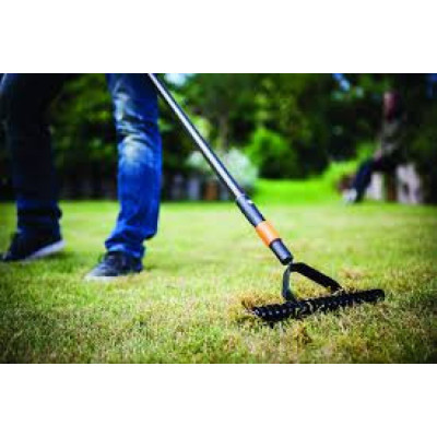 Граблі для прибирання і розпушування грунту Fiskars QuikFit (1000655)