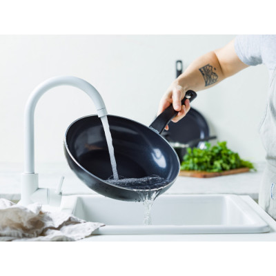 Вок GreenPan Essence Magneto, 28 см, 3,6 л с керамическим покрытием (CC006337-001)