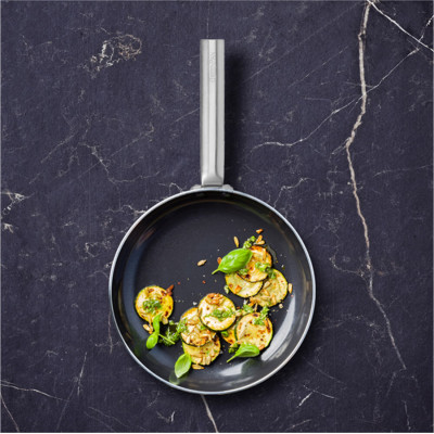 Сковорода GreenPan Chef's Collection, 24 см з керамічним покриттям (CC007734-001)