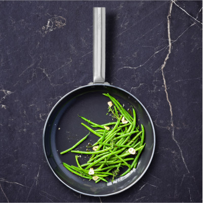 Сковорода GreenPan Chef's Collection, 28 см з керамічним покриттям (CC007735-001)
