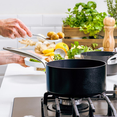 Набір посуду GreenPan Copenhagen, 5 предметів, 16/20/24 см, 1,59/3,1/4,95 л, з керам. покриттям (CC005215-001)