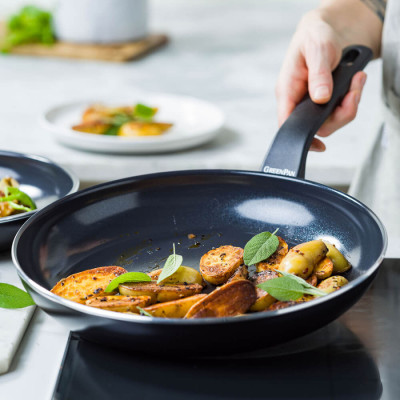 Сковорода GreenPan Essence Magneto, 28 см з керамічним покриттям (CC006336-001)