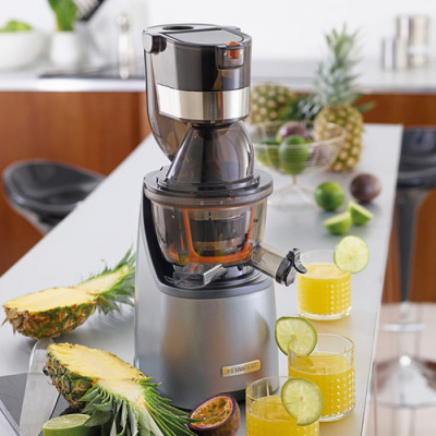 Соковитискач Kenwood JMP 800 SI