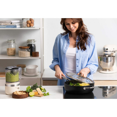 Сотейник з керамічним покриттям і кришкою KitchenAid FHA, 28 см (CC005697-001)