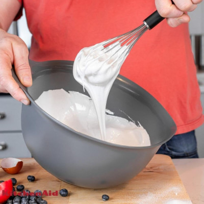 
Вінчик KitchenAid Classic, 27 см, чорний (KHH060OHOBEG)

