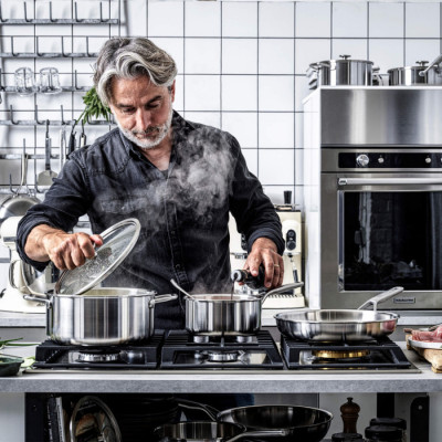 Каструля з кришкою KitchenAid MSS, 24 см, 4,9 л (CC003260-001)