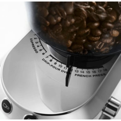 Жорнова кавомолка Delonghi KG520.M