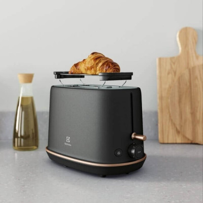 Тостер Electrolux E7T1-6BP