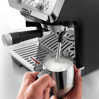 Кавомашина DeLonghi La Specialista Arte EC 9155 MB