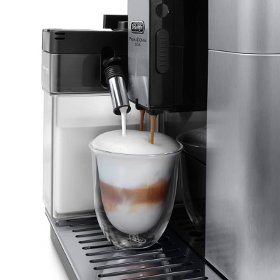 Кавомашина Delonghi ECAM 610.75 MB