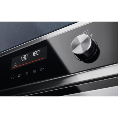 Духовой шкаф электрический Electrolux EOF6P76BX