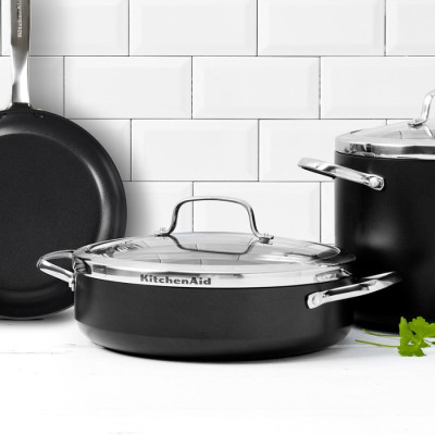 Сотейник з кришкою та керамічним покриттям KitchenAid Aluline, 28 см, 4,2 л (CW001978-002)