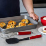 Набір кухонних приладь KitchenAid Coreline, 2 предмета, червоний (KQG463OHERE)