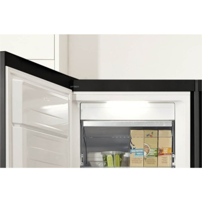 Морозильна камера Gorenje FN 619 EABK6